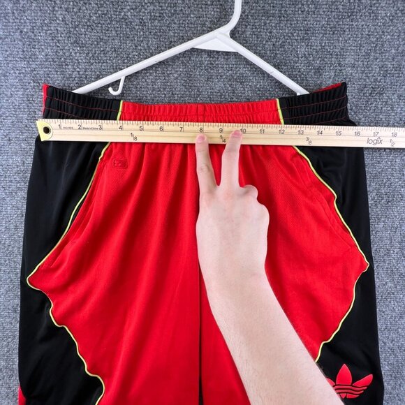 Adidas Shorts Mens Large Orange Black Workout Gym Drawstring Pockets Active - Picture 3 of 13